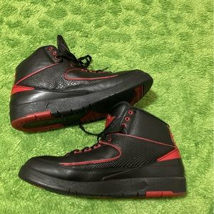 Jordan 2 ‘Alternate 87’ size 10.5